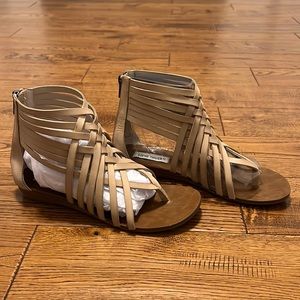 Steve Madden Krosby Bone Leath Women’s Sandals